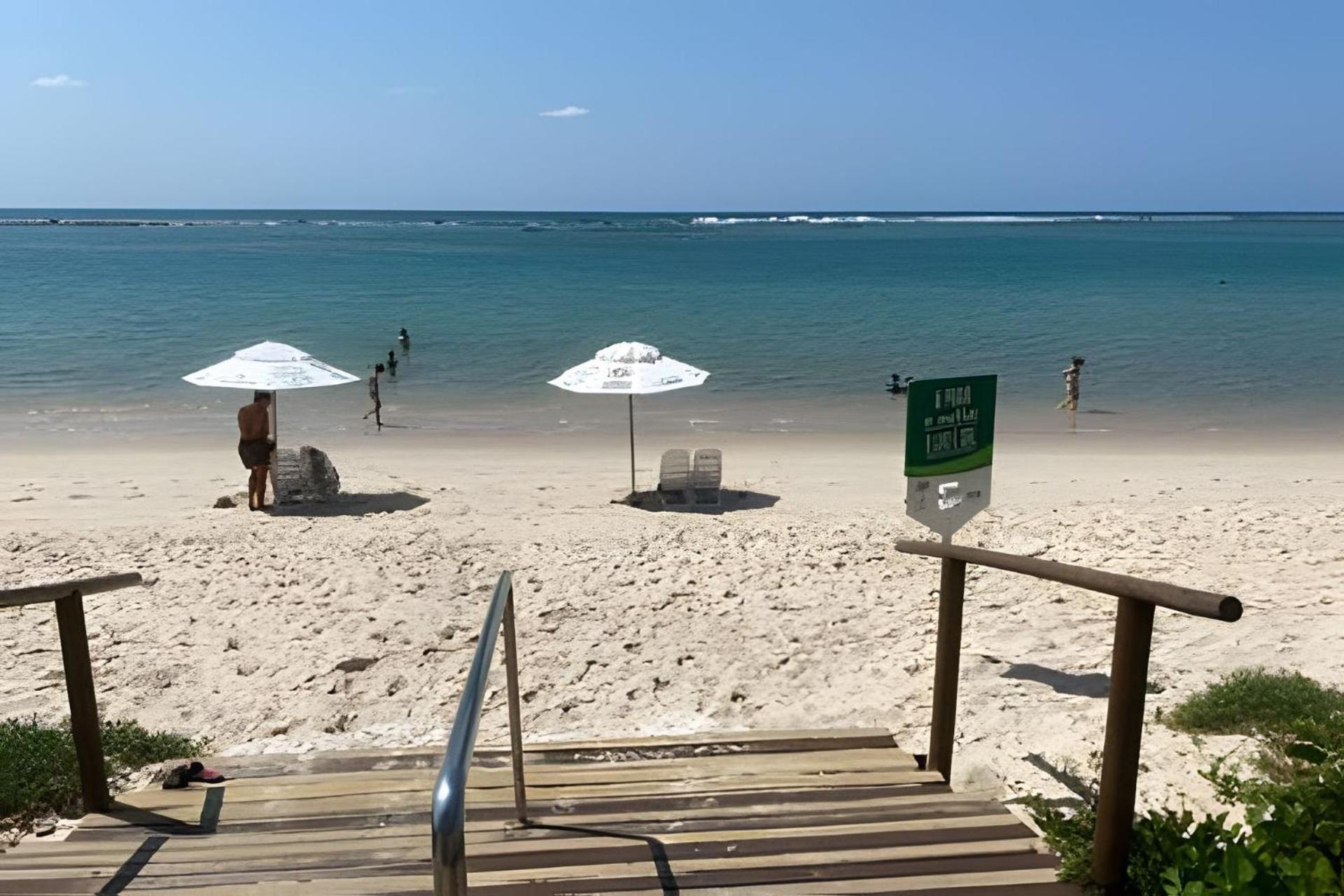 Barra Bali Beach Service