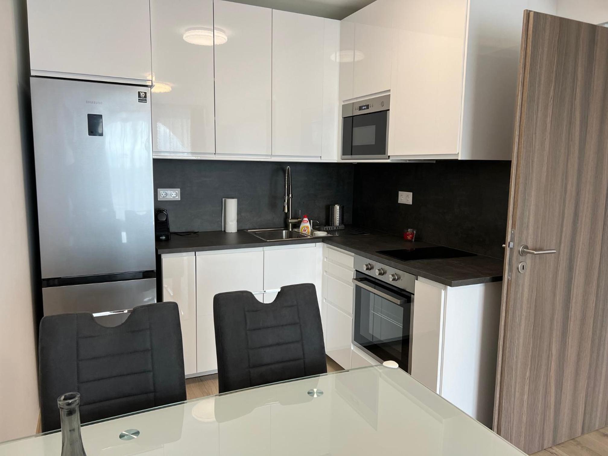 Zoe Apartman view 2