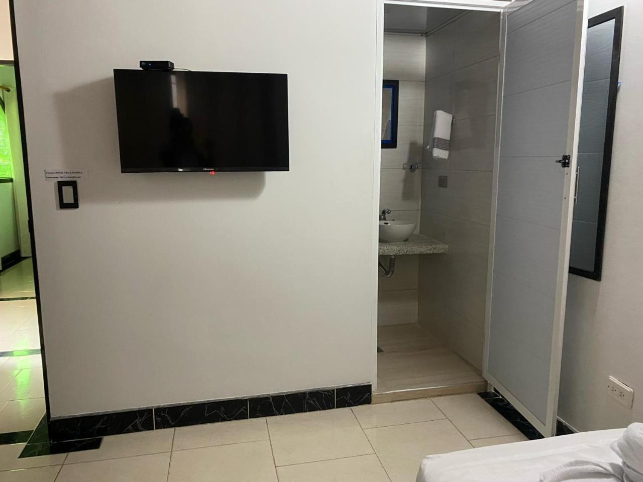 HOTEL VILLA DANIELA