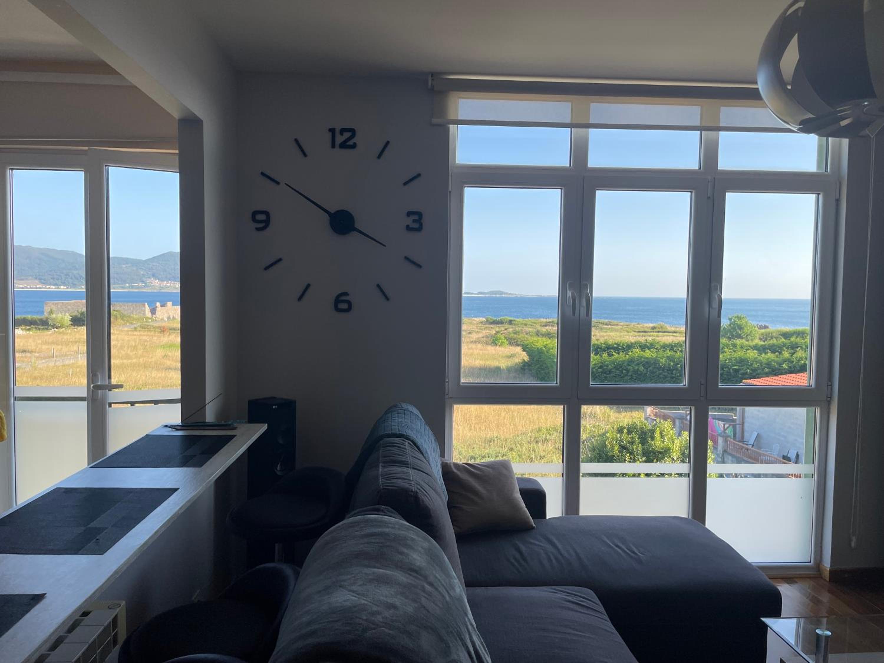APARTAMENTO CON EXCELENTES VISTAS AL MAR EN LA PLAYA DE CARNOTA view 5
