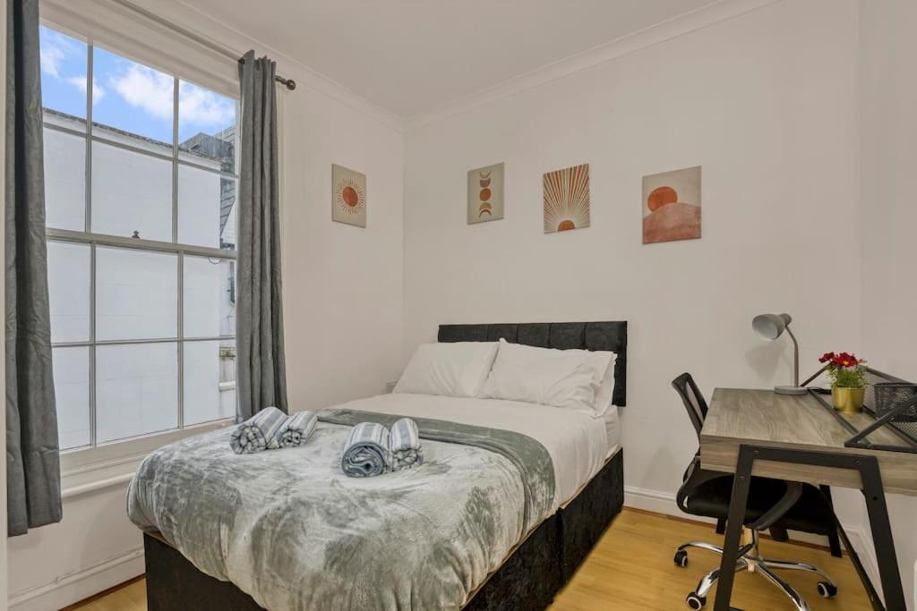 Cosy 2BR Retreat near Paddington Station