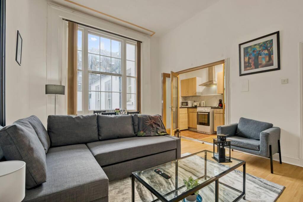 Cosy 2BR Retreat near Paddington Station