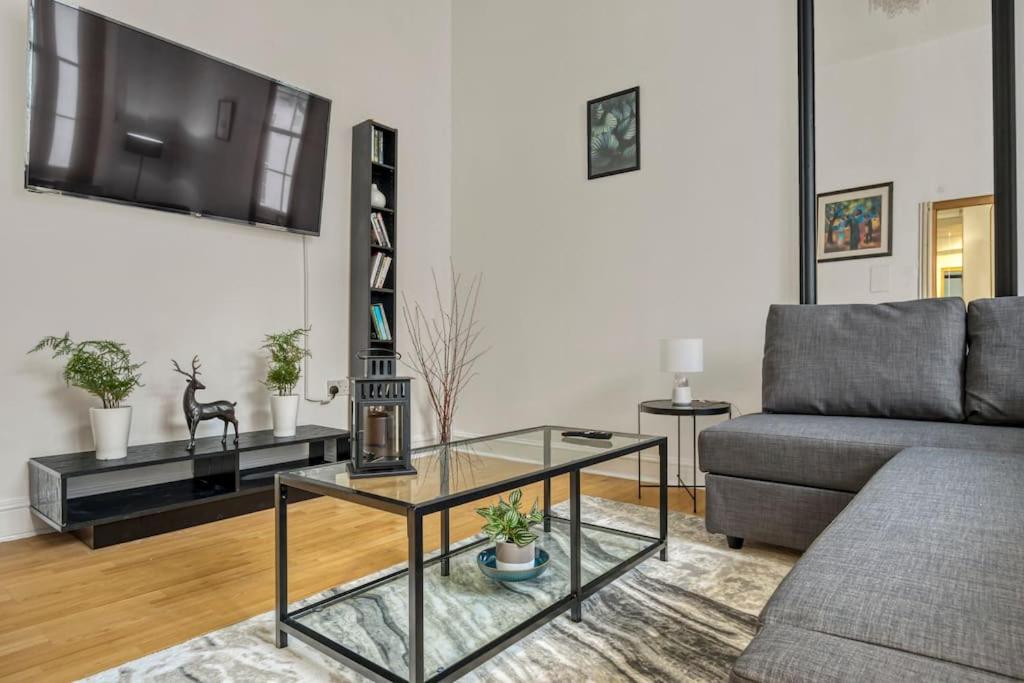 Cosy 2BR Retreat near Paddington Station