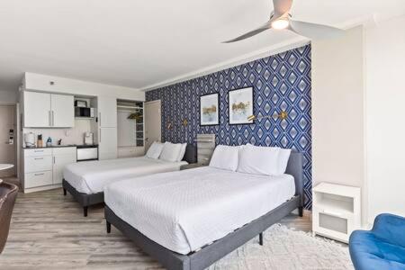 Oceanside Duo - Double Room, Water Views, Pool & Beach Access, Free Parking view 4