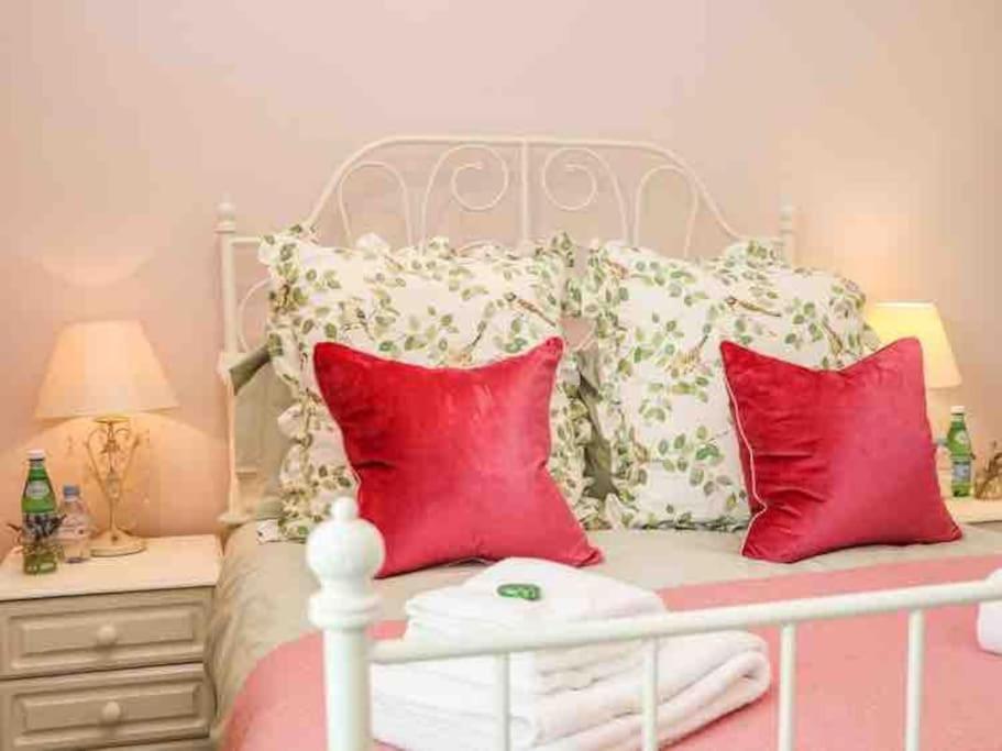 Charming Country Cottage