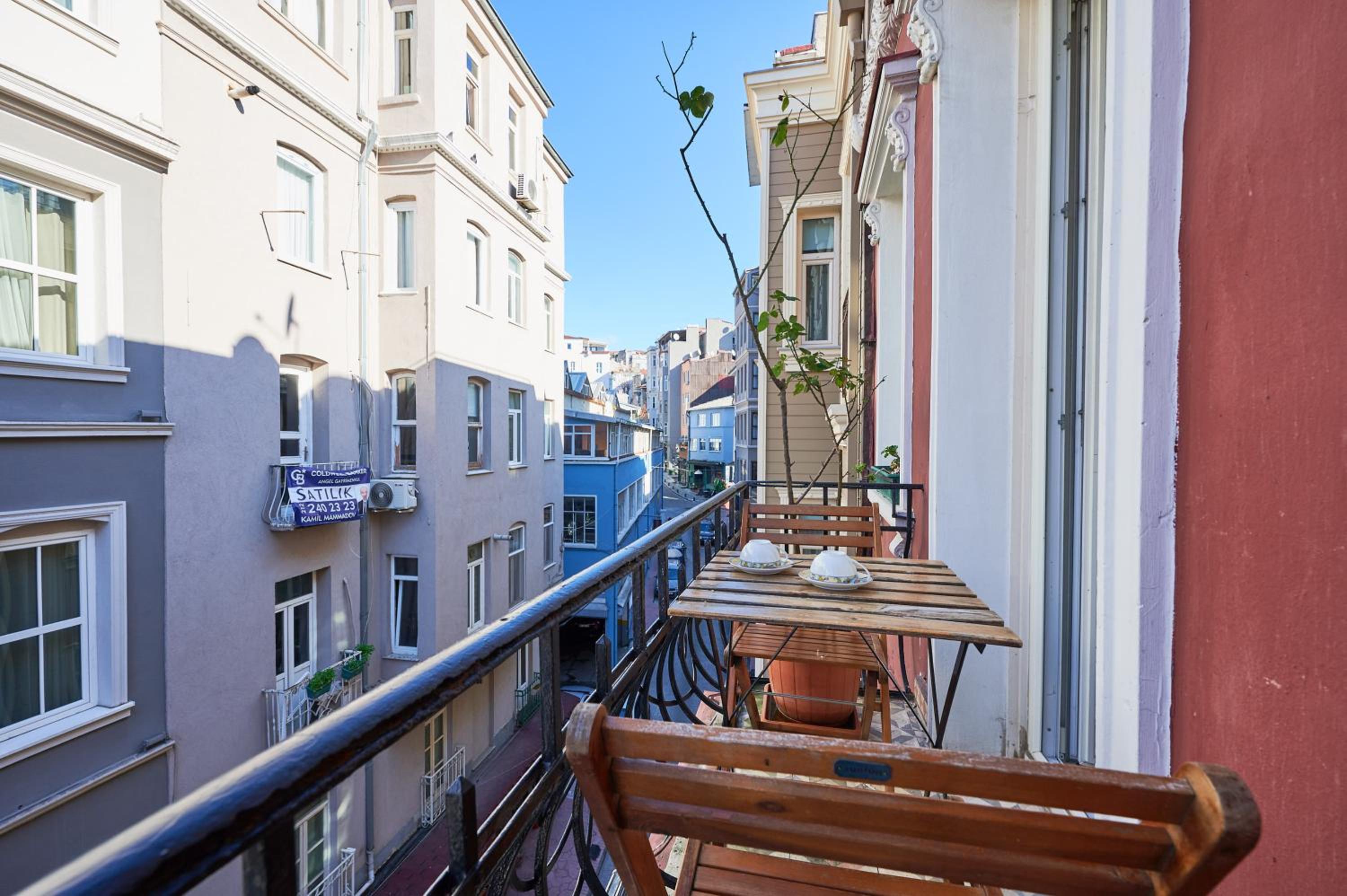 Faik Pasha Otelleri Özel Kategori Beyoğlu İstanbul - Image 209