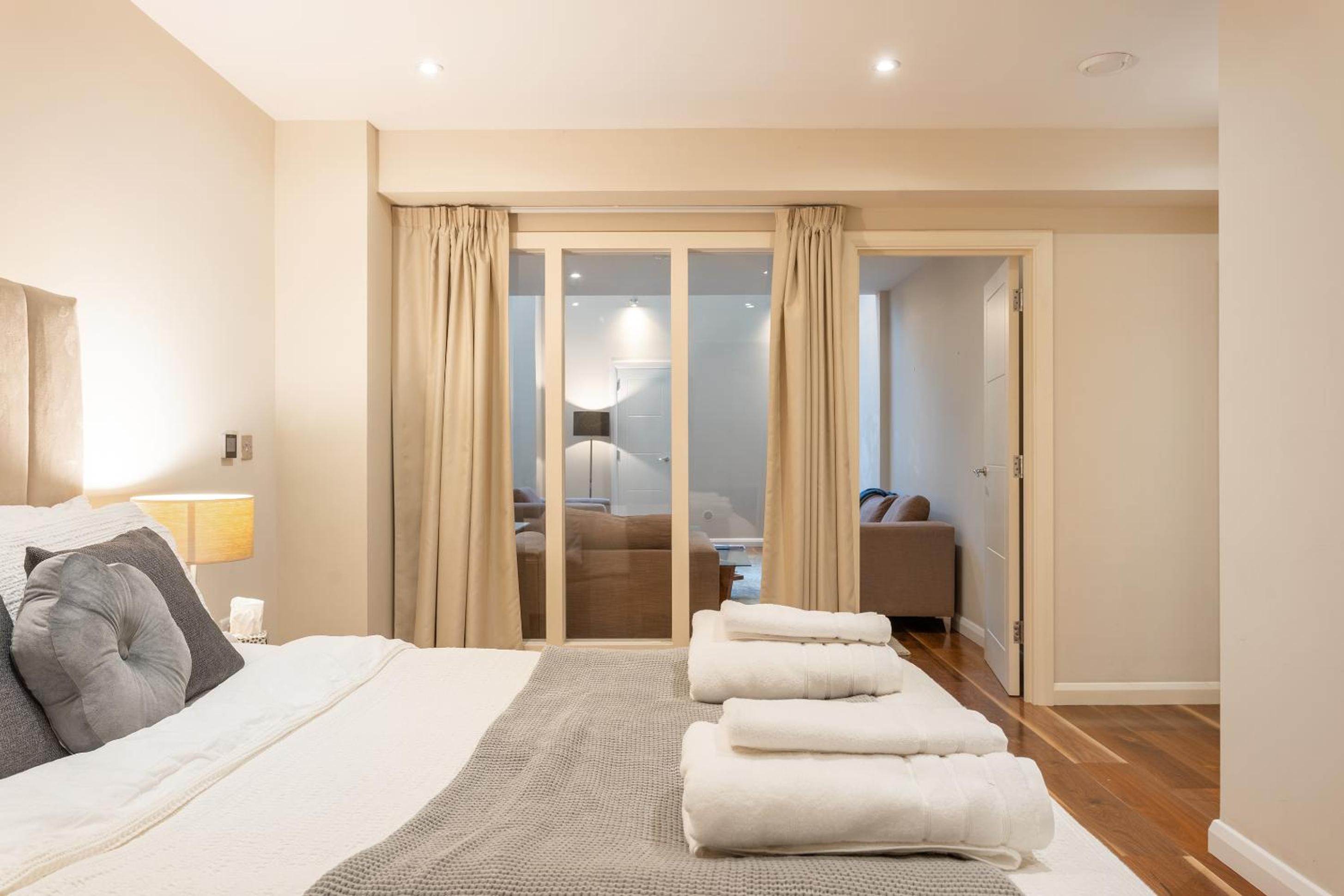 Beautiful 2-Bed Apartment in London