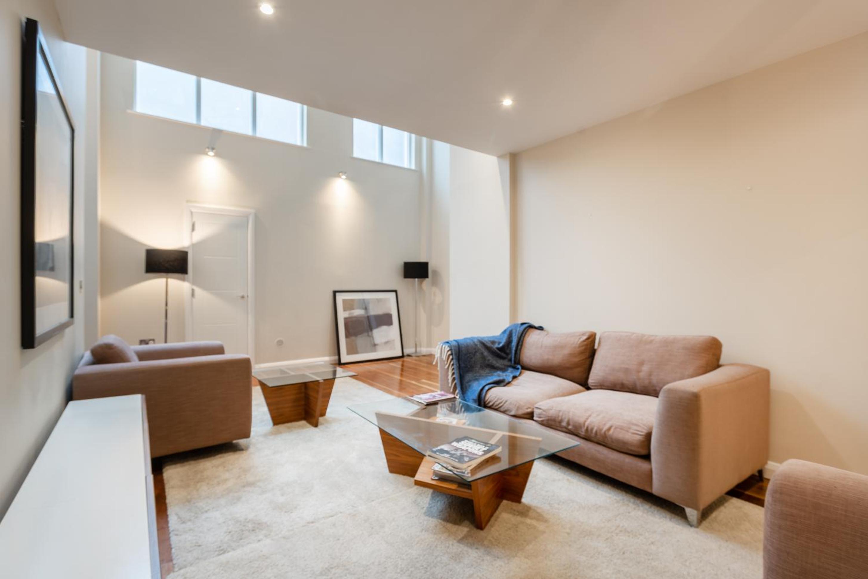 Beautiful 2-Bed Apartment in London