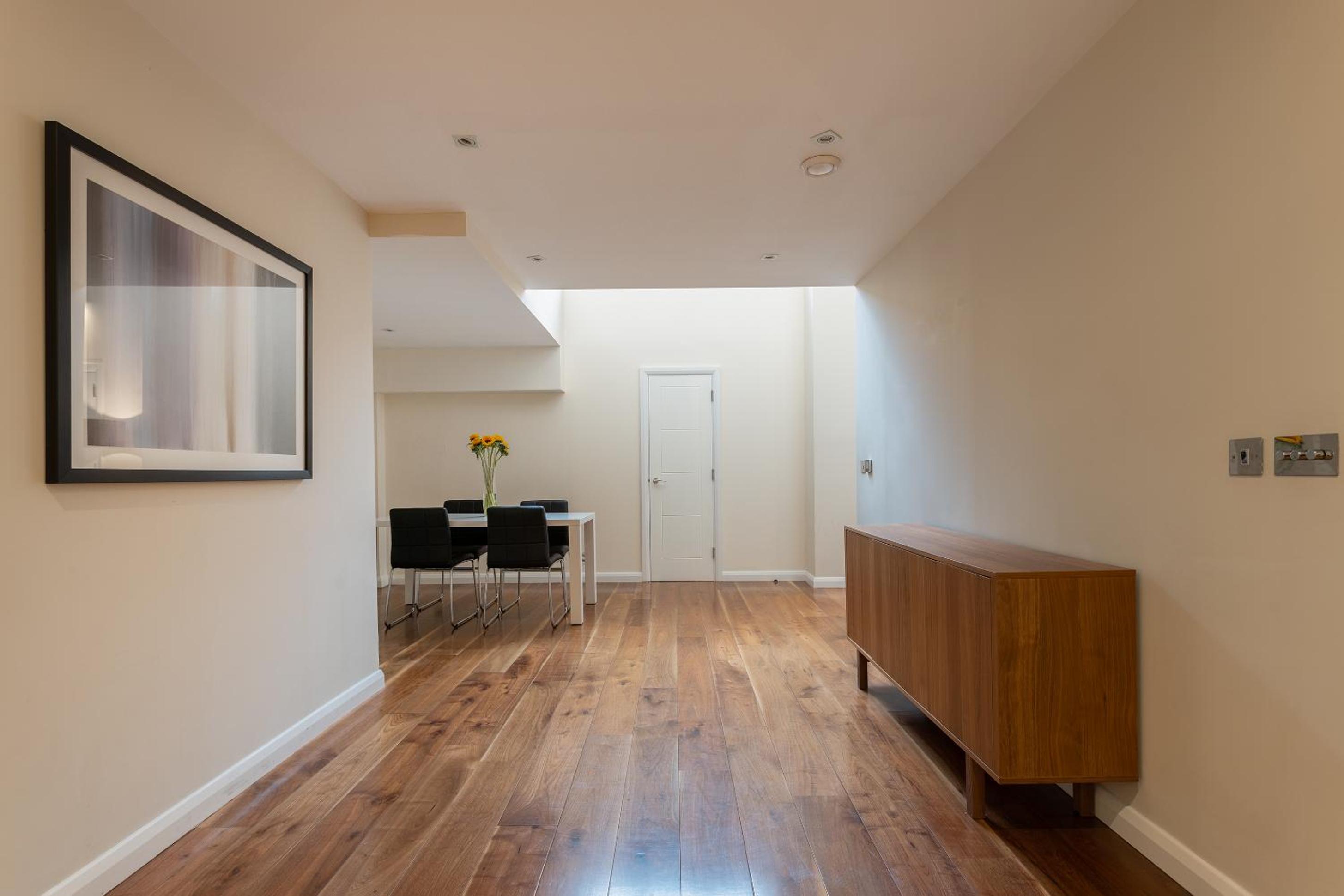 Beautiful 2-Bed Apartment in London