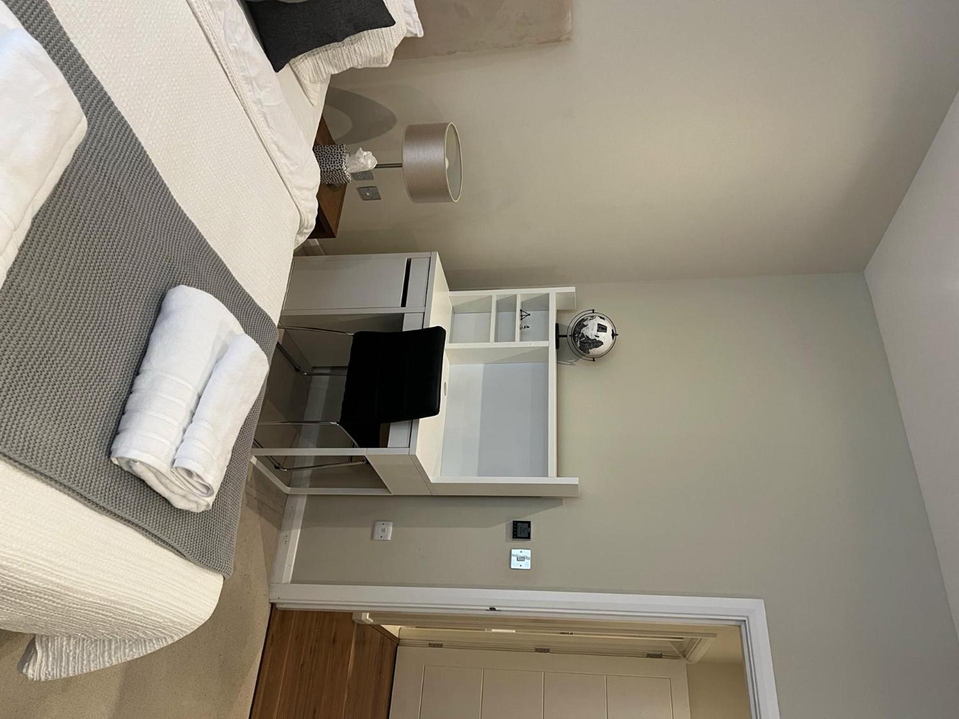 Beautiful 2-Bed Apartment in London