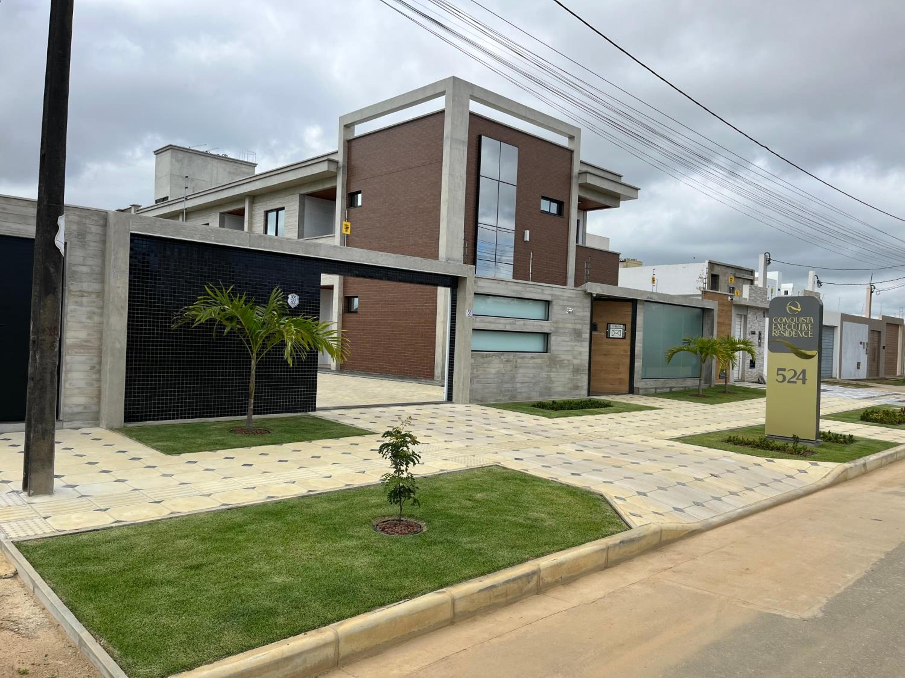 Conquista Executive Residence