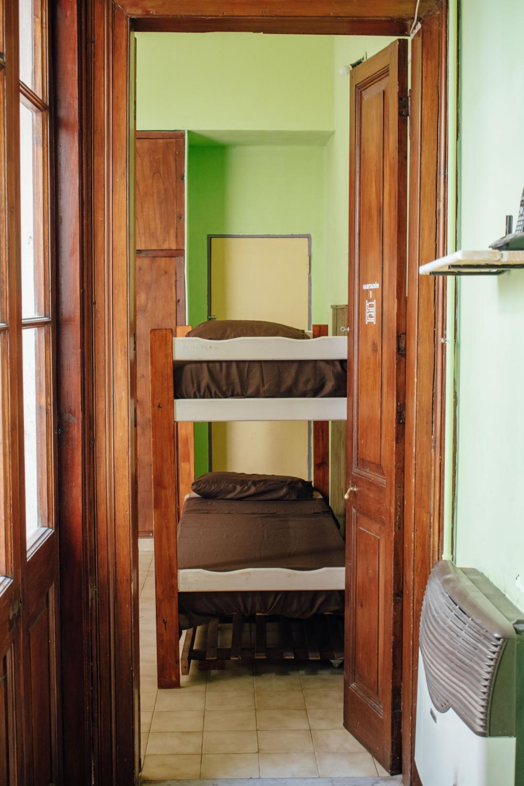 InstaLate Hostel