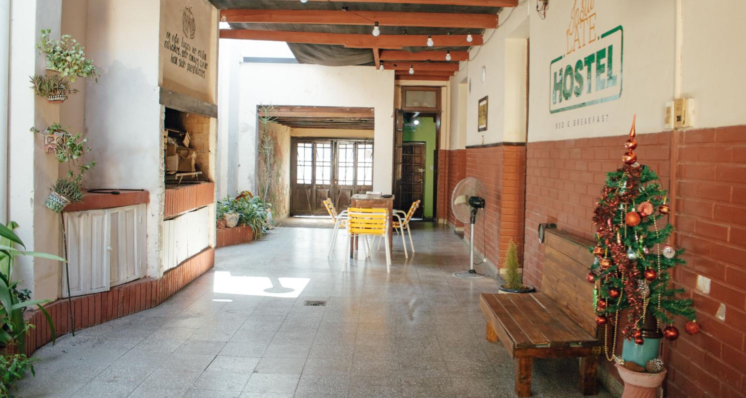 InstaLate Hostel