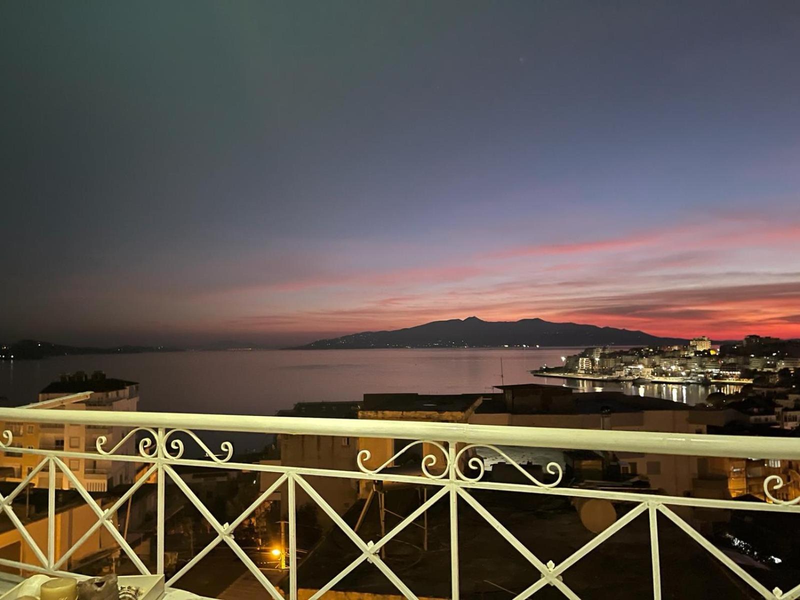 Seaview Apartments Alkis
