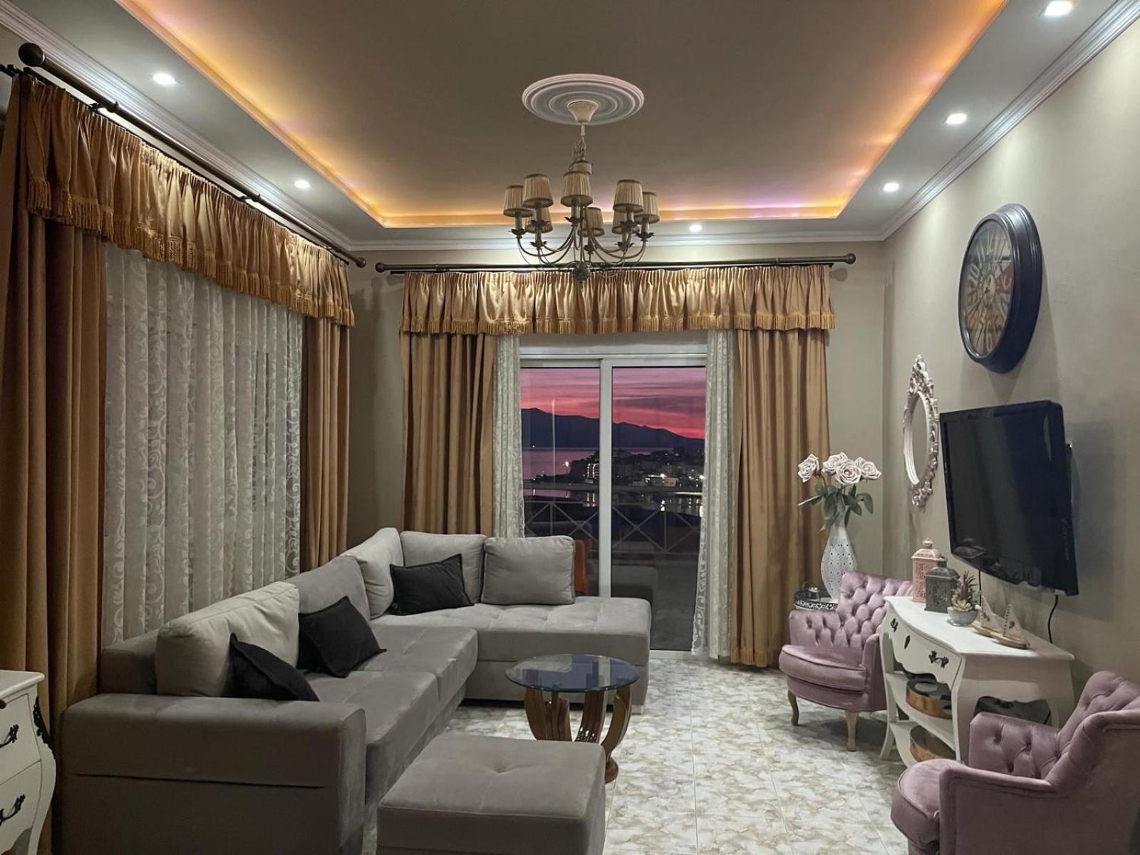 Seaview Apartments Alkis
