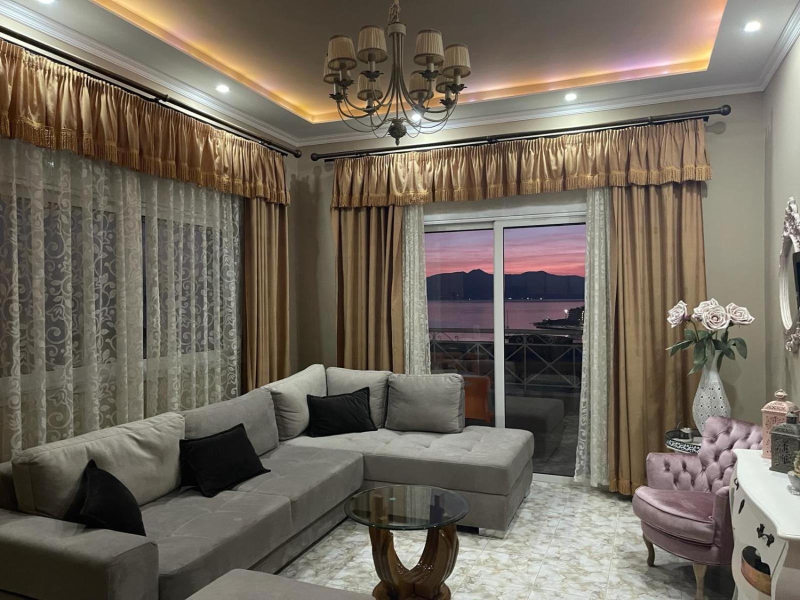 Seaview Apartments Alkis
