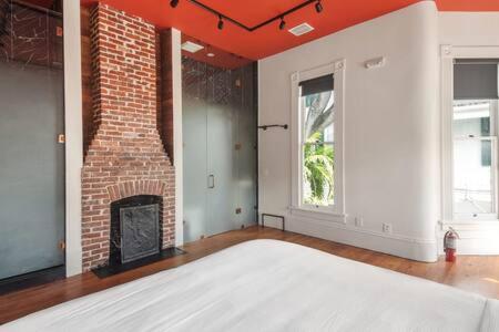 Red Room at the Grand Maloney view 5