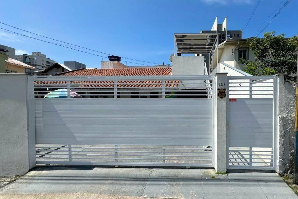 kitnet mobiliado Praia Central Navegantes