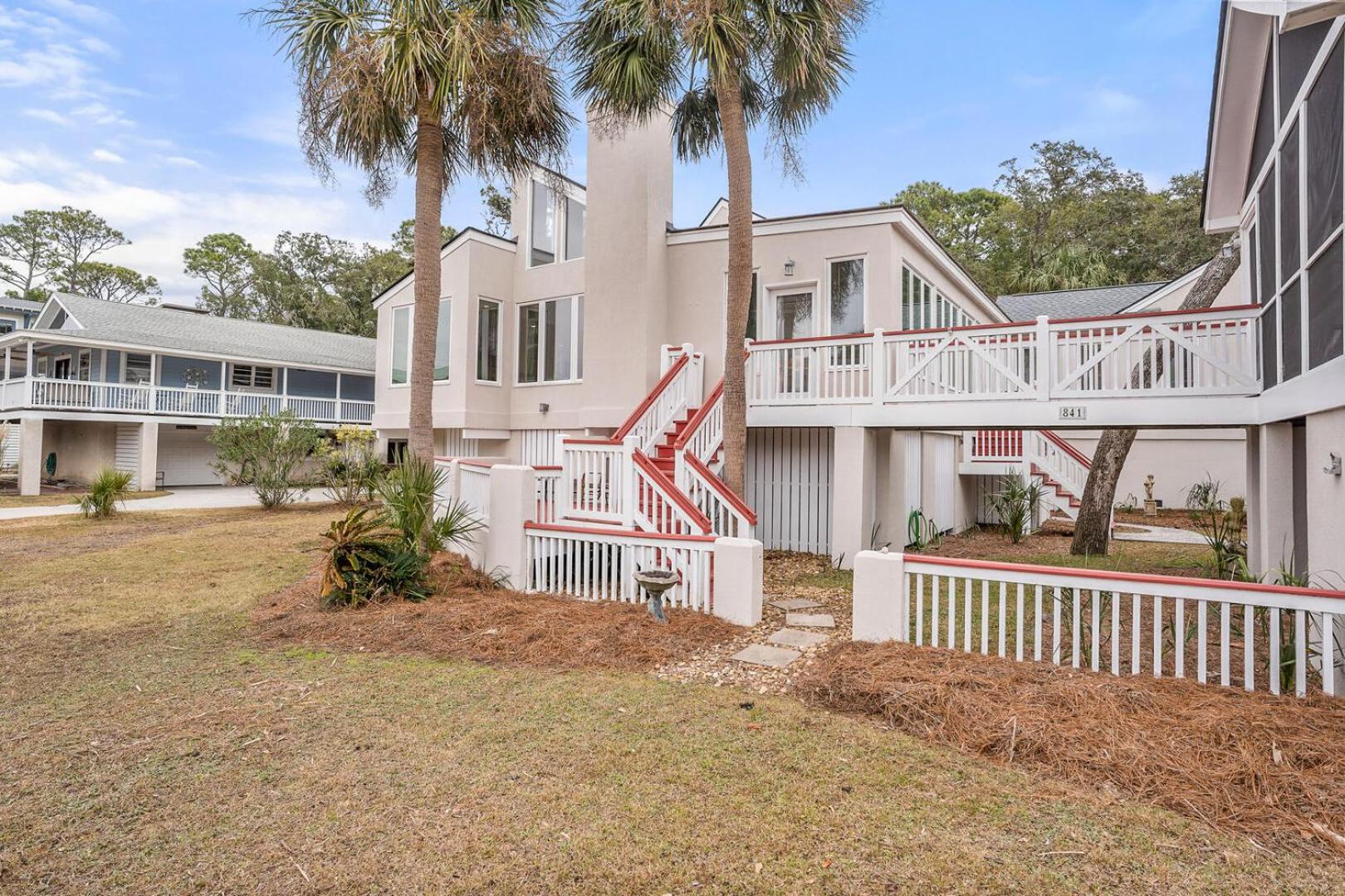 841 Bonito Dr view 4