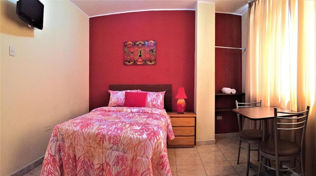 Hostal Rodinn view 4