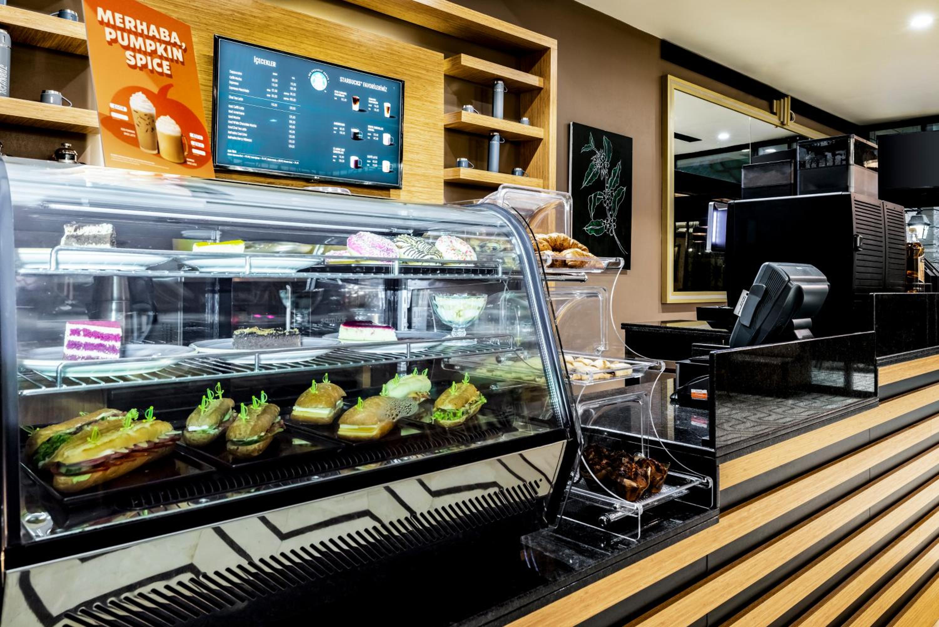 Ramada by Wyndham İstanbul Golden Horn - Image 94