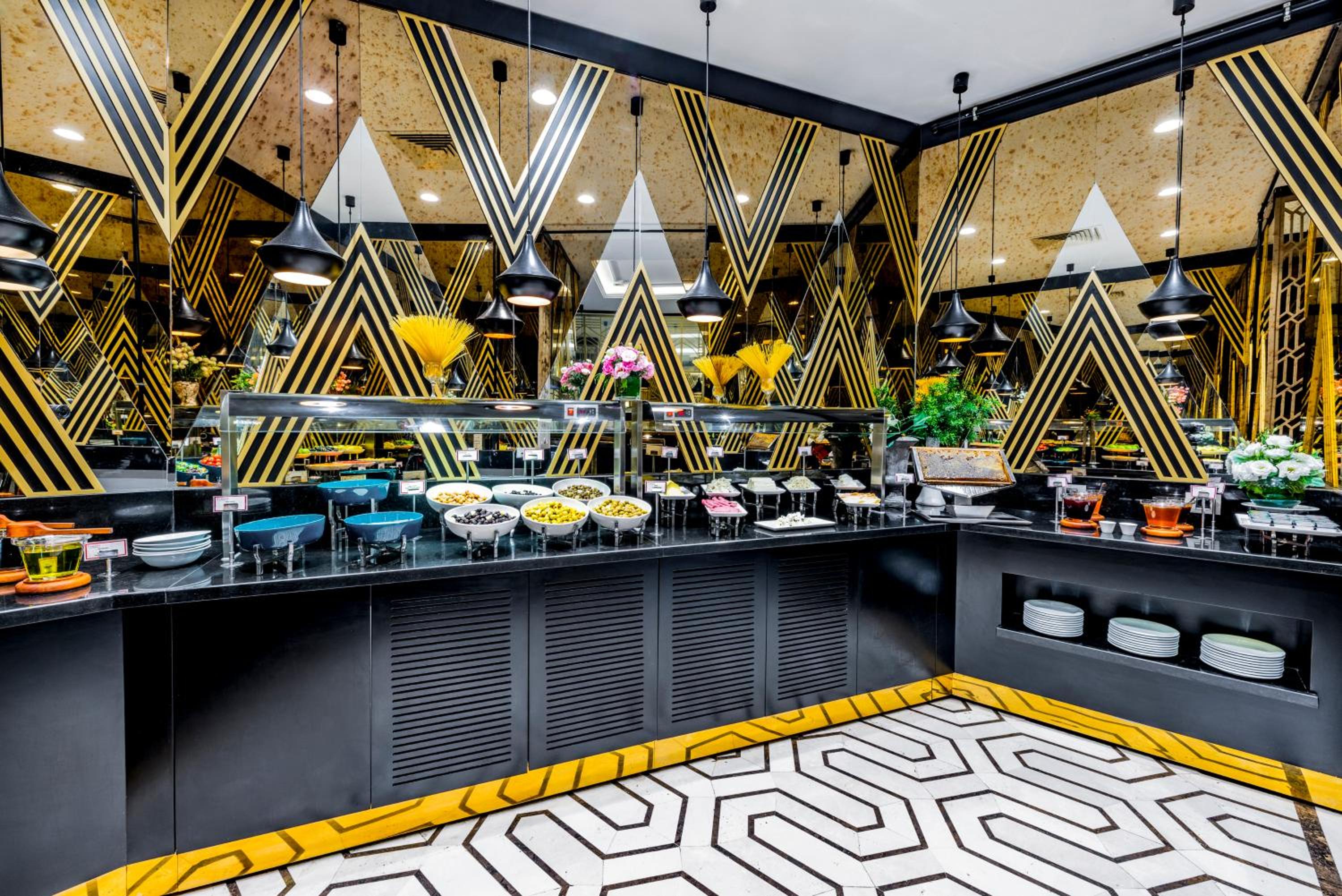 Ramada by Wyndham İstanbul Golden Horn - Image 105