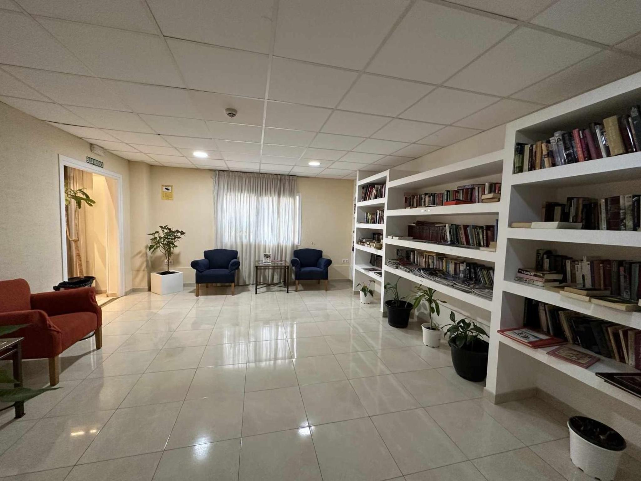 Estudio PYR privado frente al puerto de Fuengirola