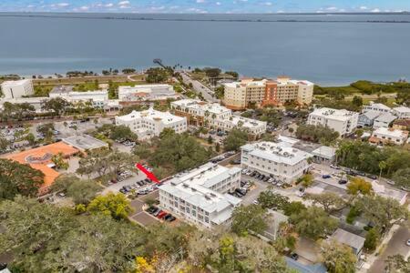 NEW! Canopy Cove, Luxury Downtown Apartment Near Main St view 3