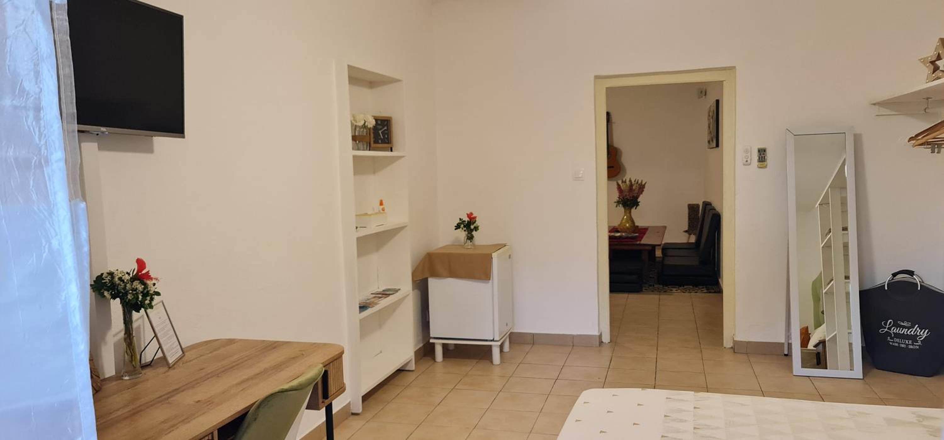 Photo 42