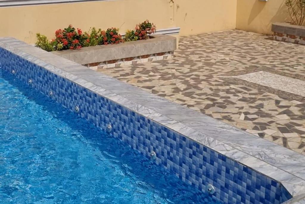 Résidence Schilo - appartement équipé avec piscine privée et rooftop
