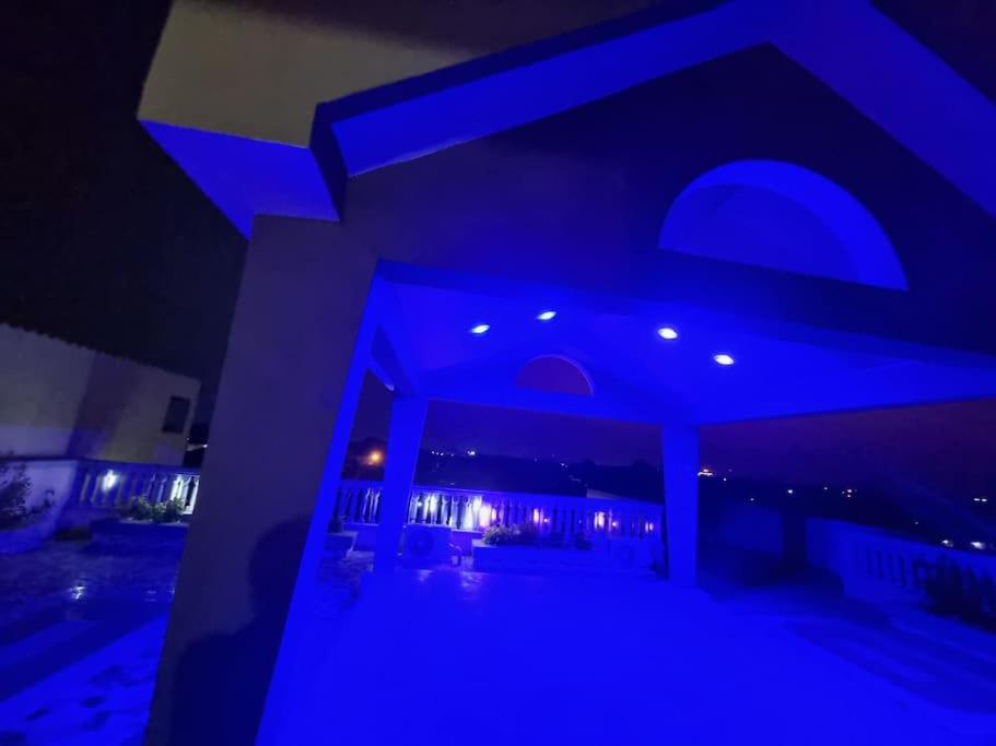 Résidence Schilo - appartement équipé avec piscine privée et rooftop