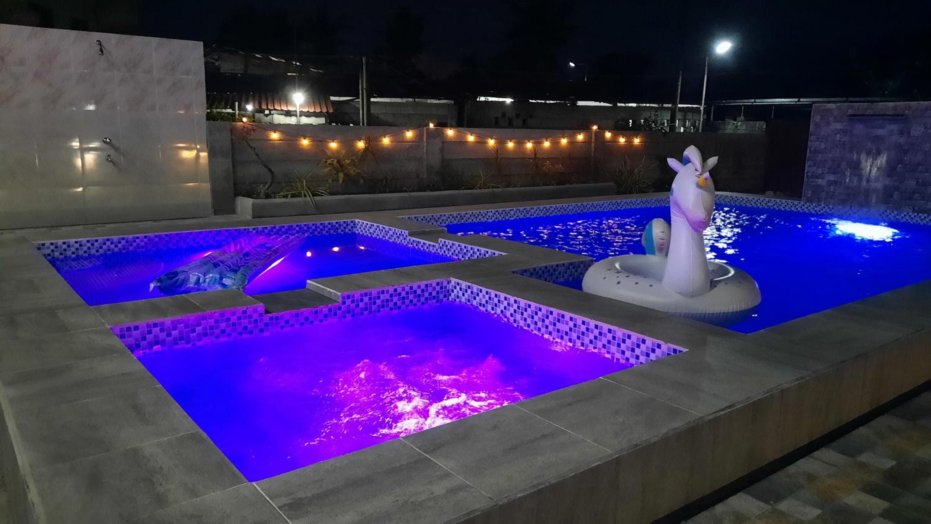 LS Resthouse - Loft studio with pool and garden access view 3