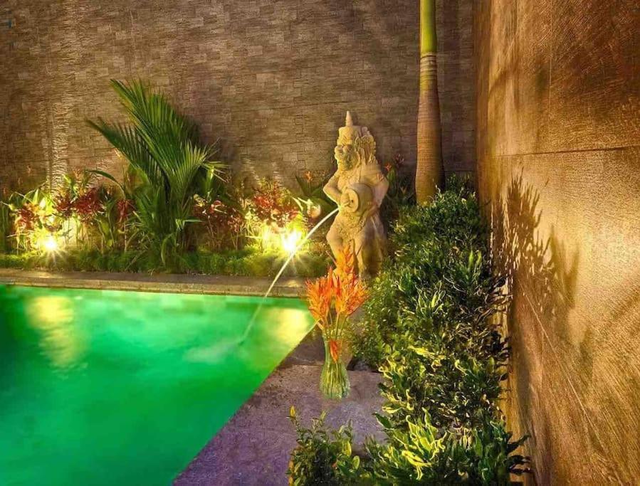 Villa Lora: Retreat for Tranquility and Bliss