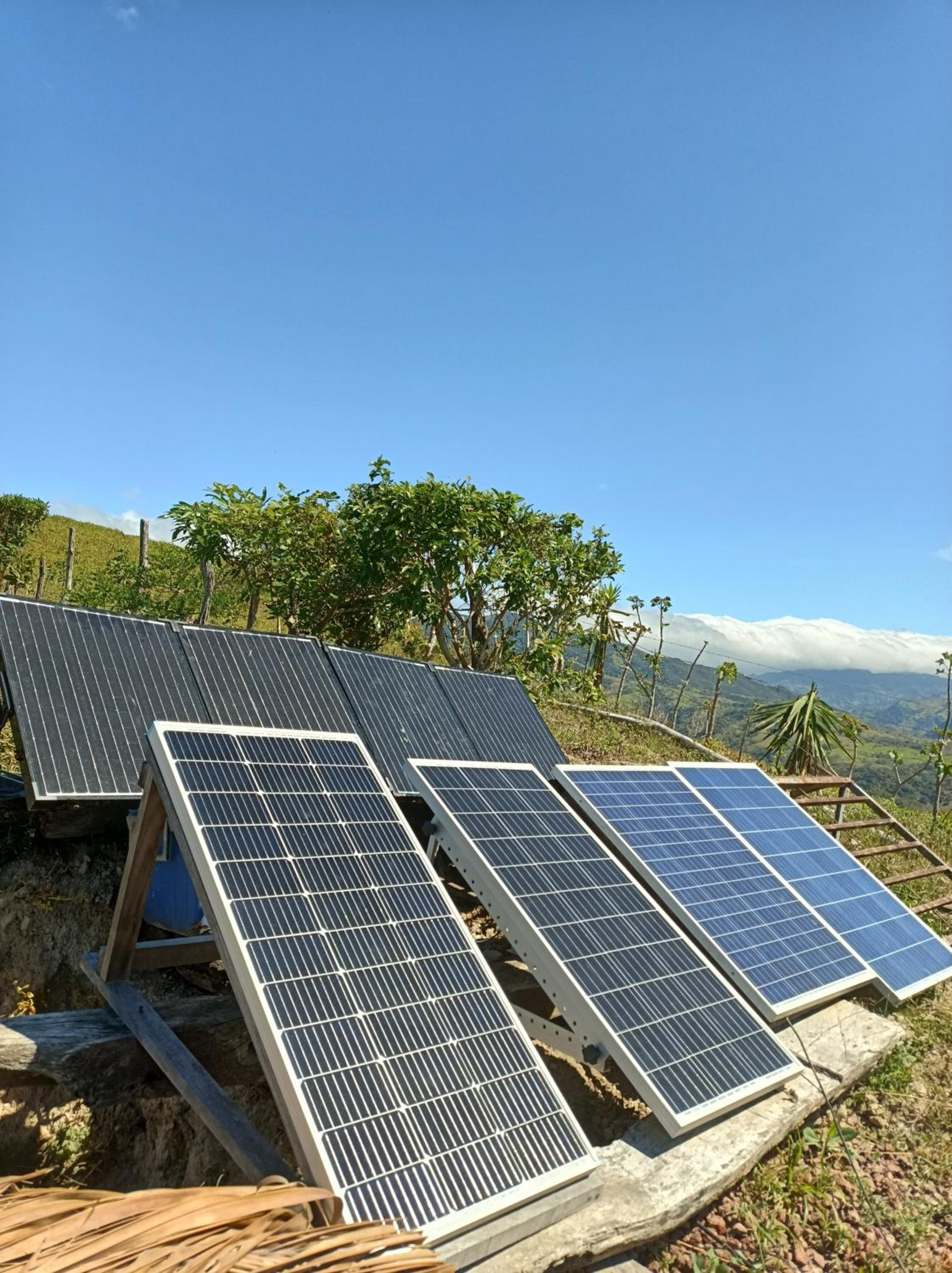 Sustainable, Off-Grid and Organic Cabins on a Farm in a Secluded Cloud Forest, Ultra Low Carbon Footprint, 4x4