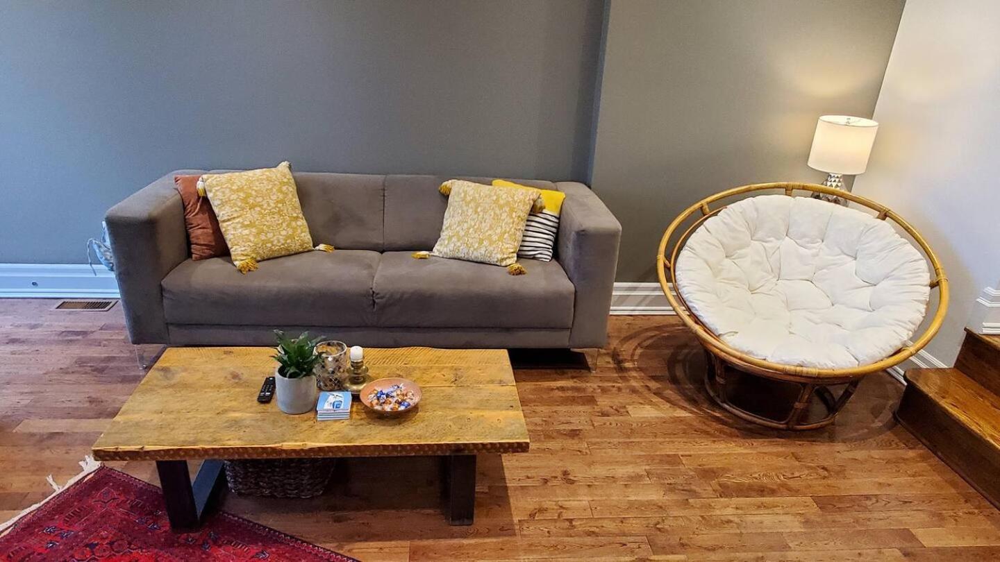 Beautiful 3BR House in the Heart of Greek Town
