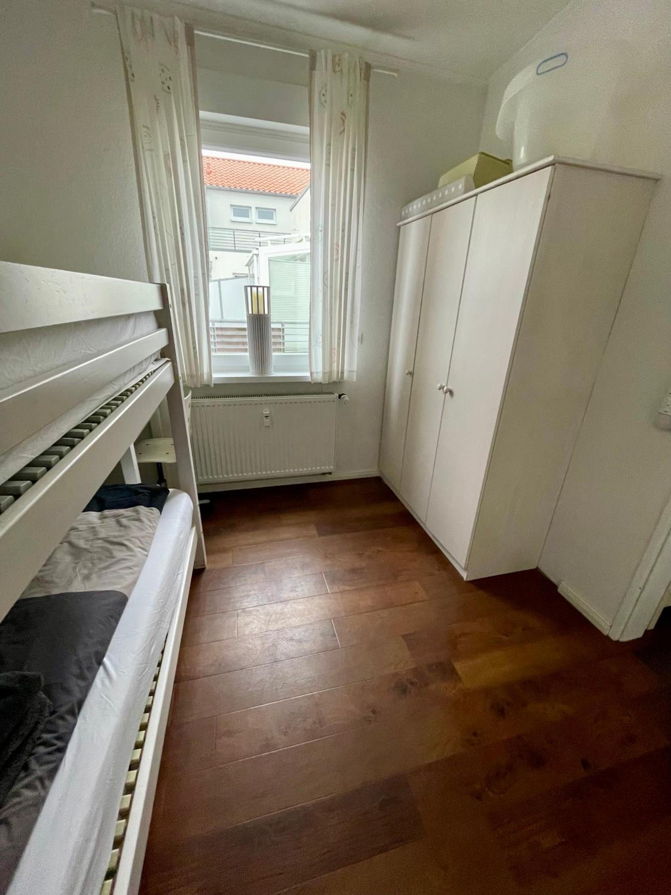 Geschmackvolle Ferienwohnung zentral und strandnah gelegen. WLAN kostenlos.