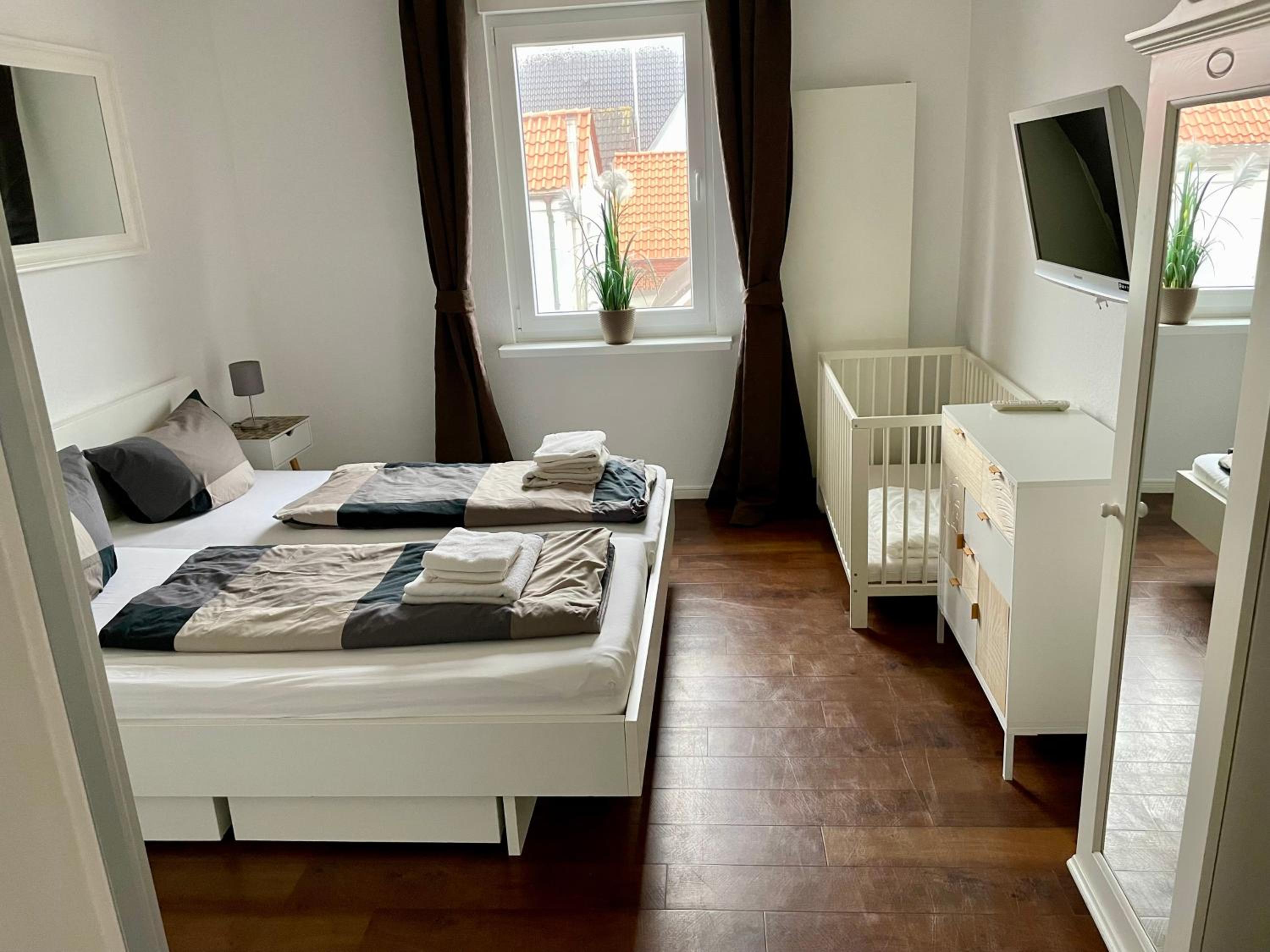 Geschmackvolle Ferienwohnung zentral und strandnah gelegen. WLAN kostenlos.