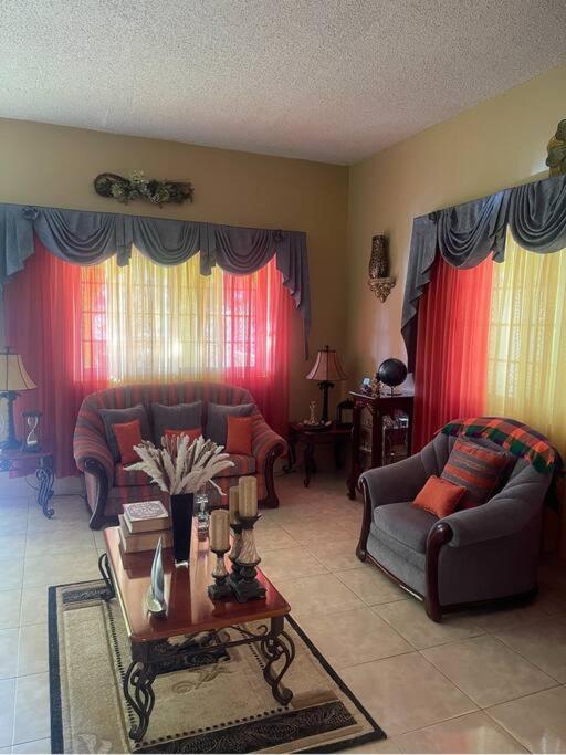 The Manor Deluxe Suite view 3