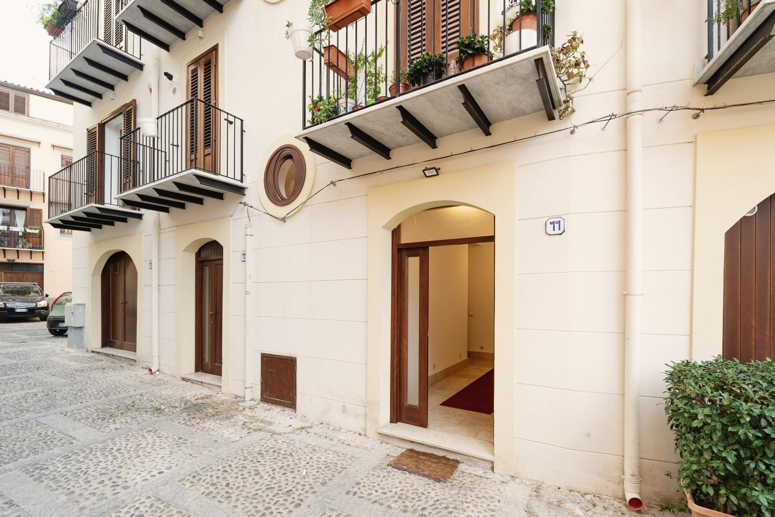 Tarzanà 11 apartment - Cala di Palermo view 4