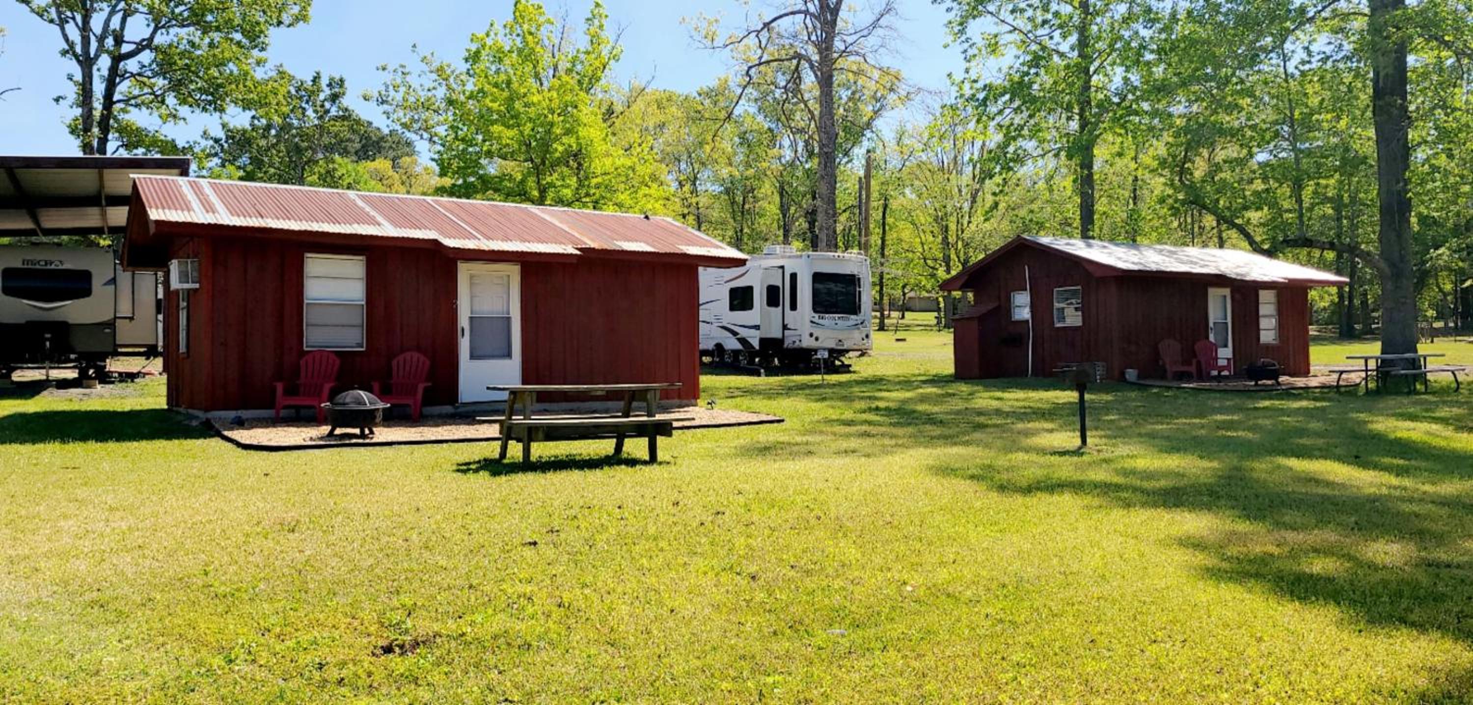 McGee's Landing Lakefront Cabin 2 on Toledo Bend Lake - Property Image 15