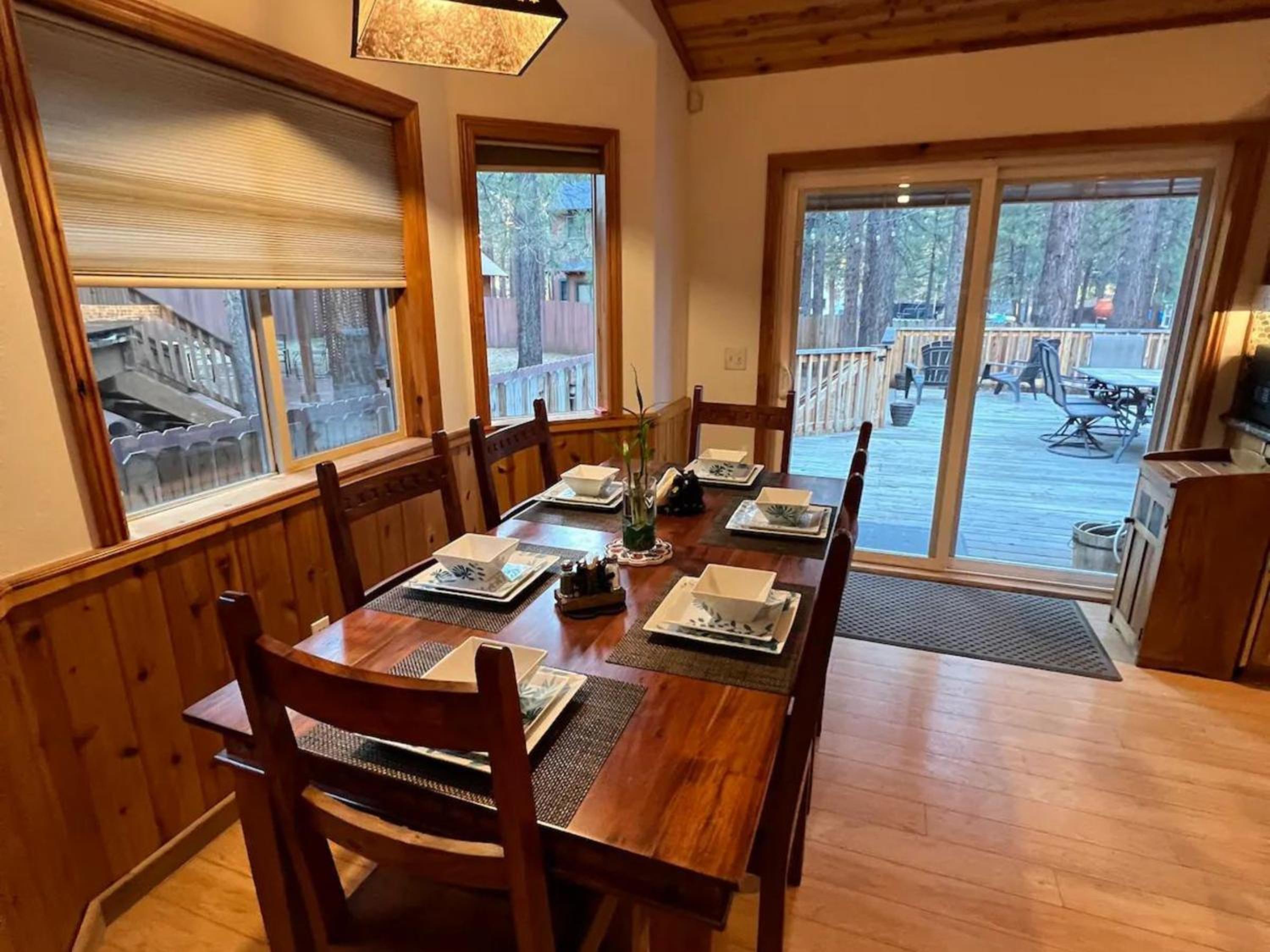 Harrods Cabin: 3BR, 2BA, Game Room, Prime Location in Big Bear! view 5