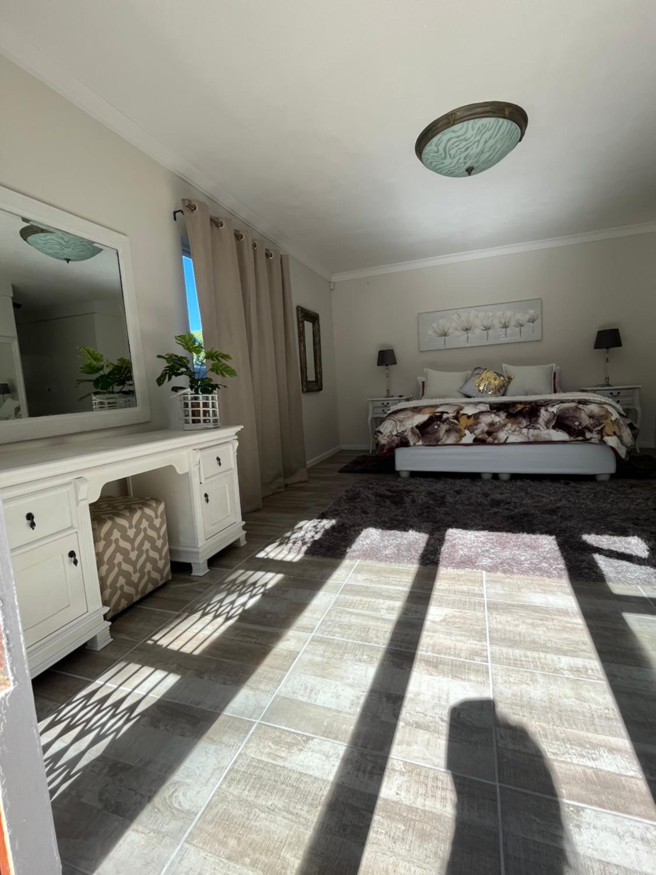 Beau Chambre Hout Bay view 3
