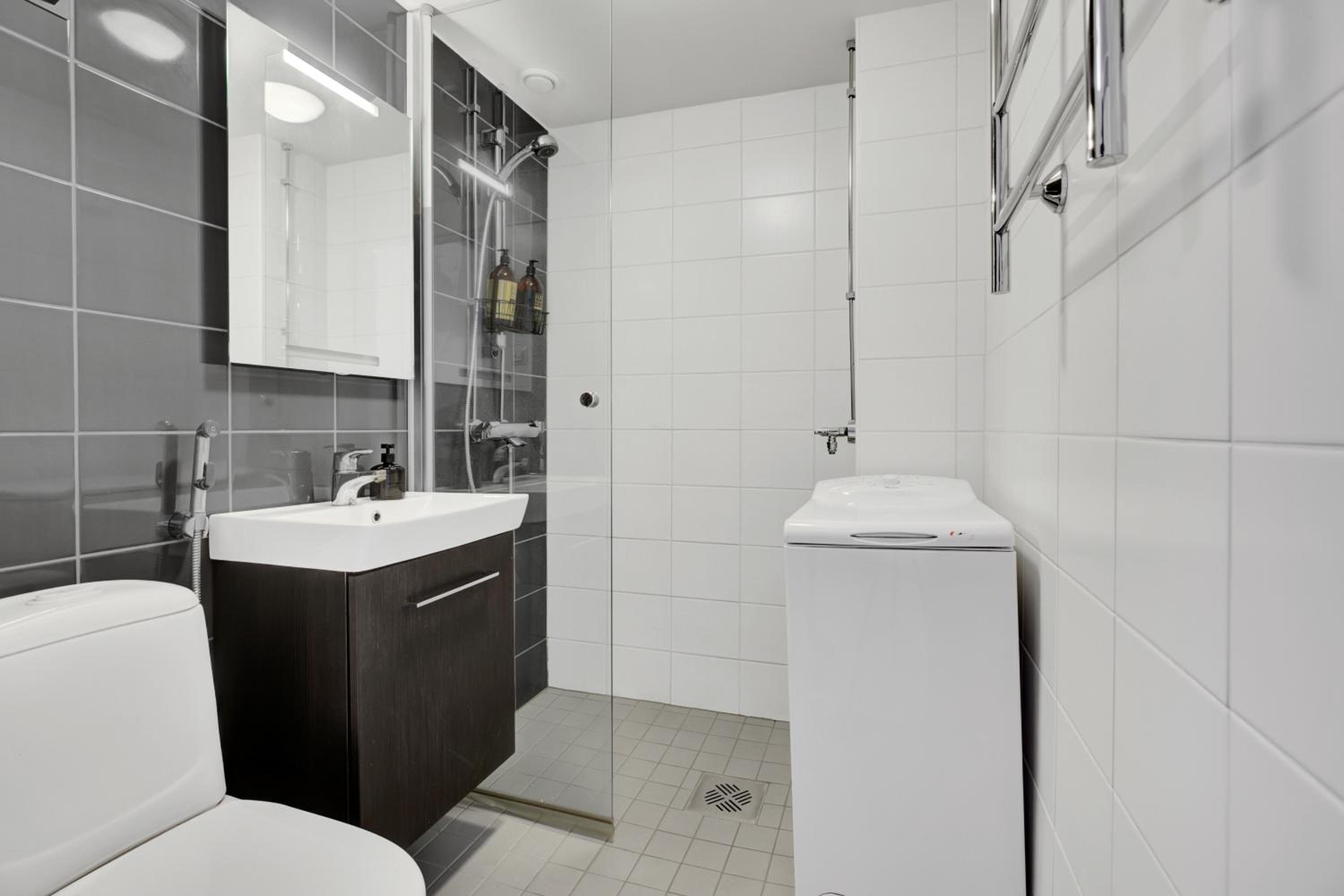 Design apartment in city center with free parking