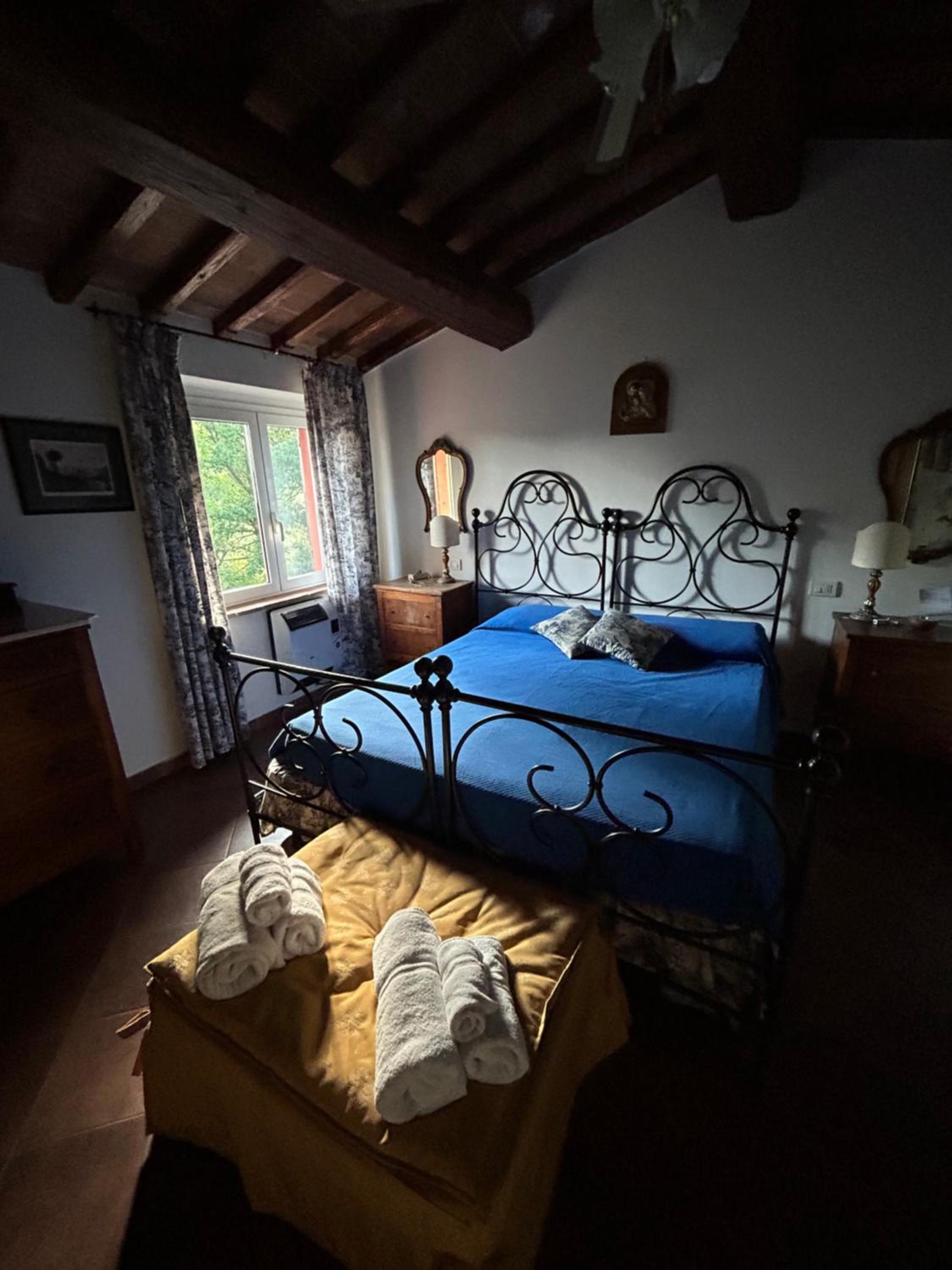 Charming Villa with swimming pool-Todi, Italy