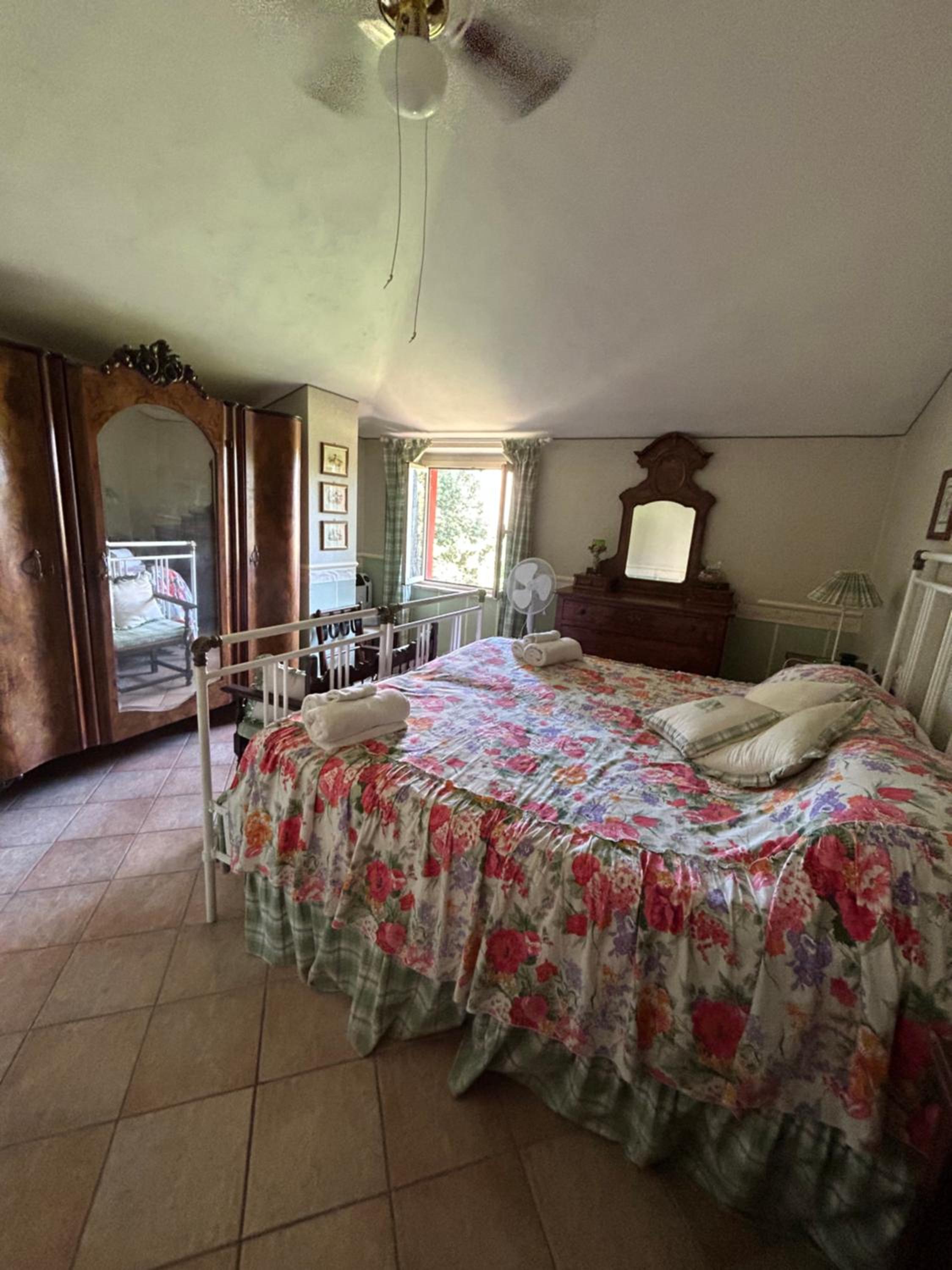 Charming Villa with swimming pool-Todi, Italy