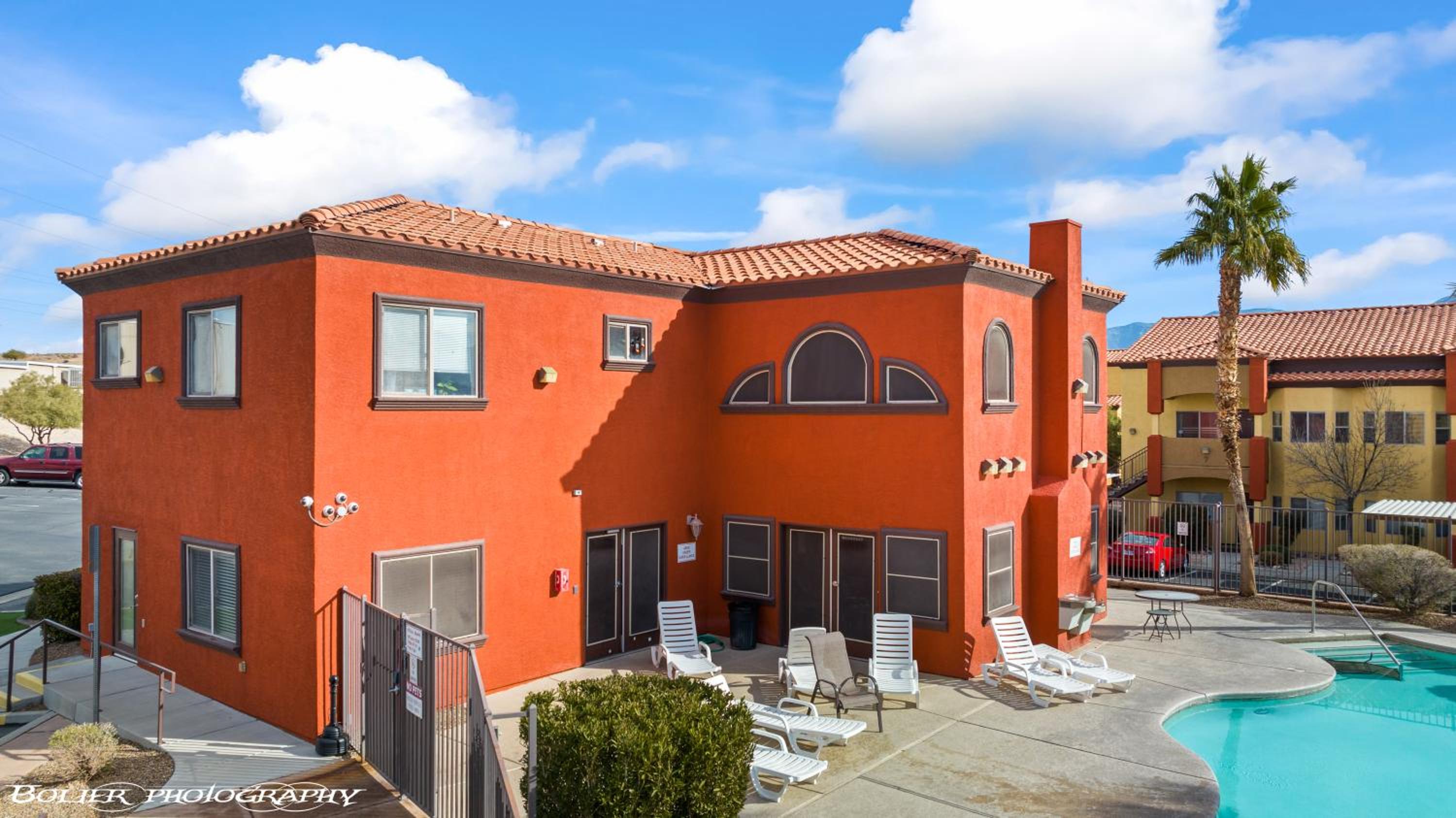 Golfer’s Oasis Condominium at Hawk Ridge view 5