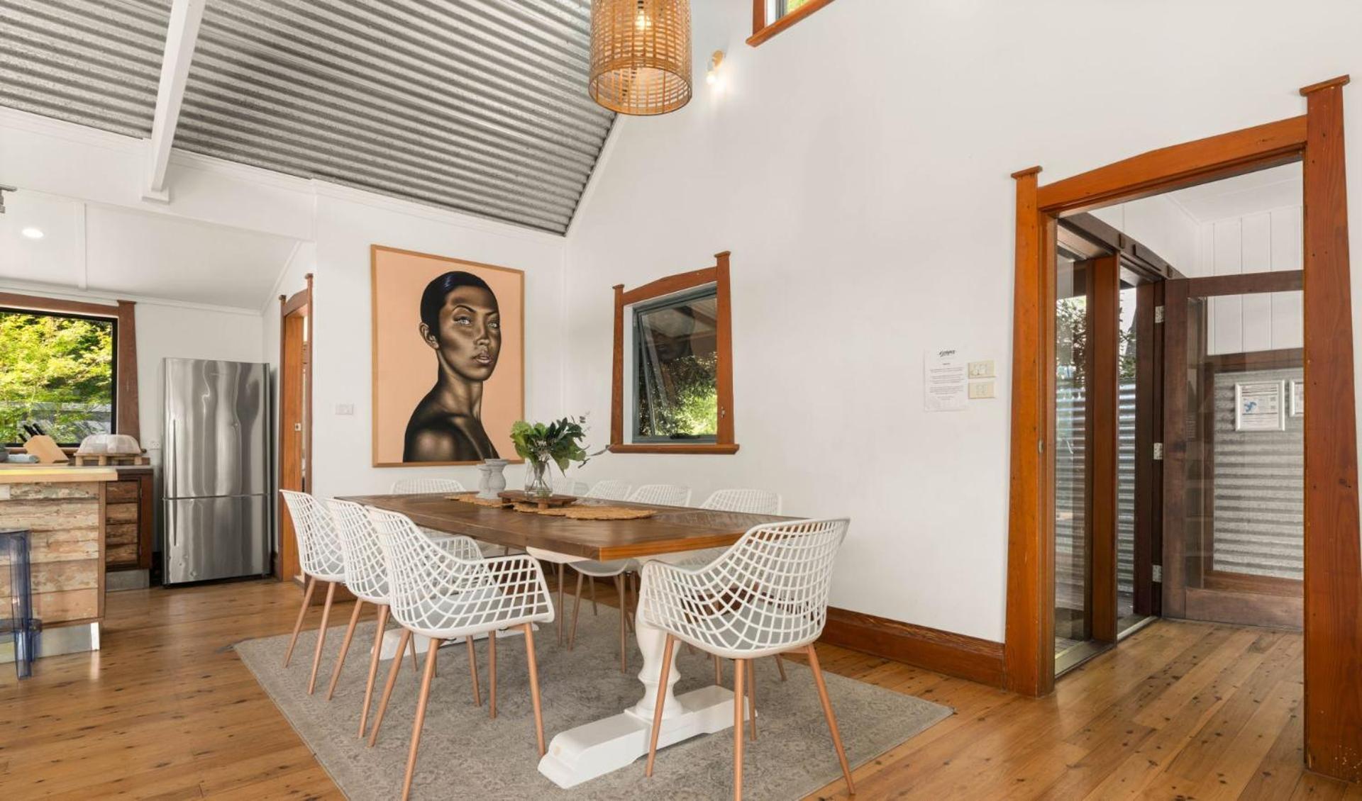 Sahali, Kangaroo Valley