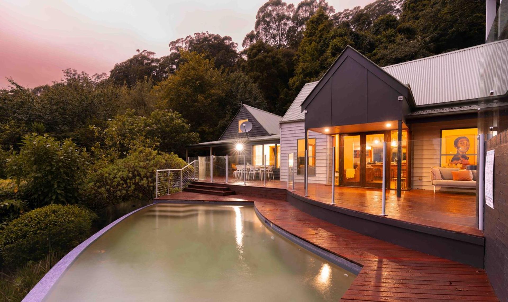 Sahali, Kangaroo Valley