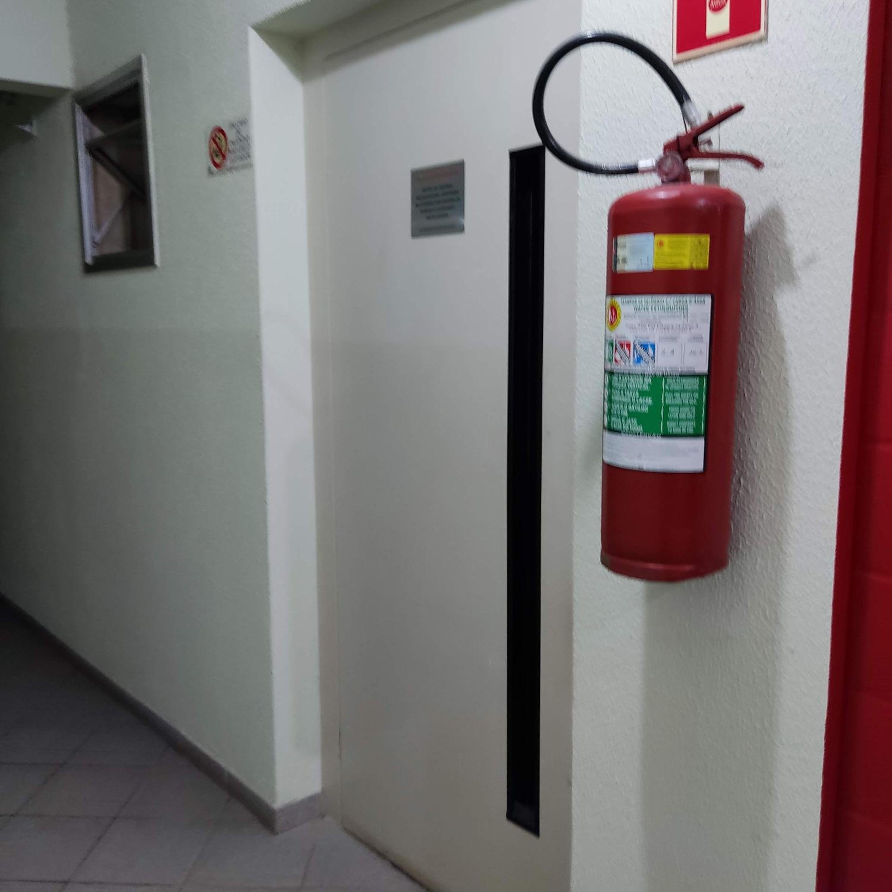 Apartamento de temporada bem localizado na Praia do Morro - Guarapari