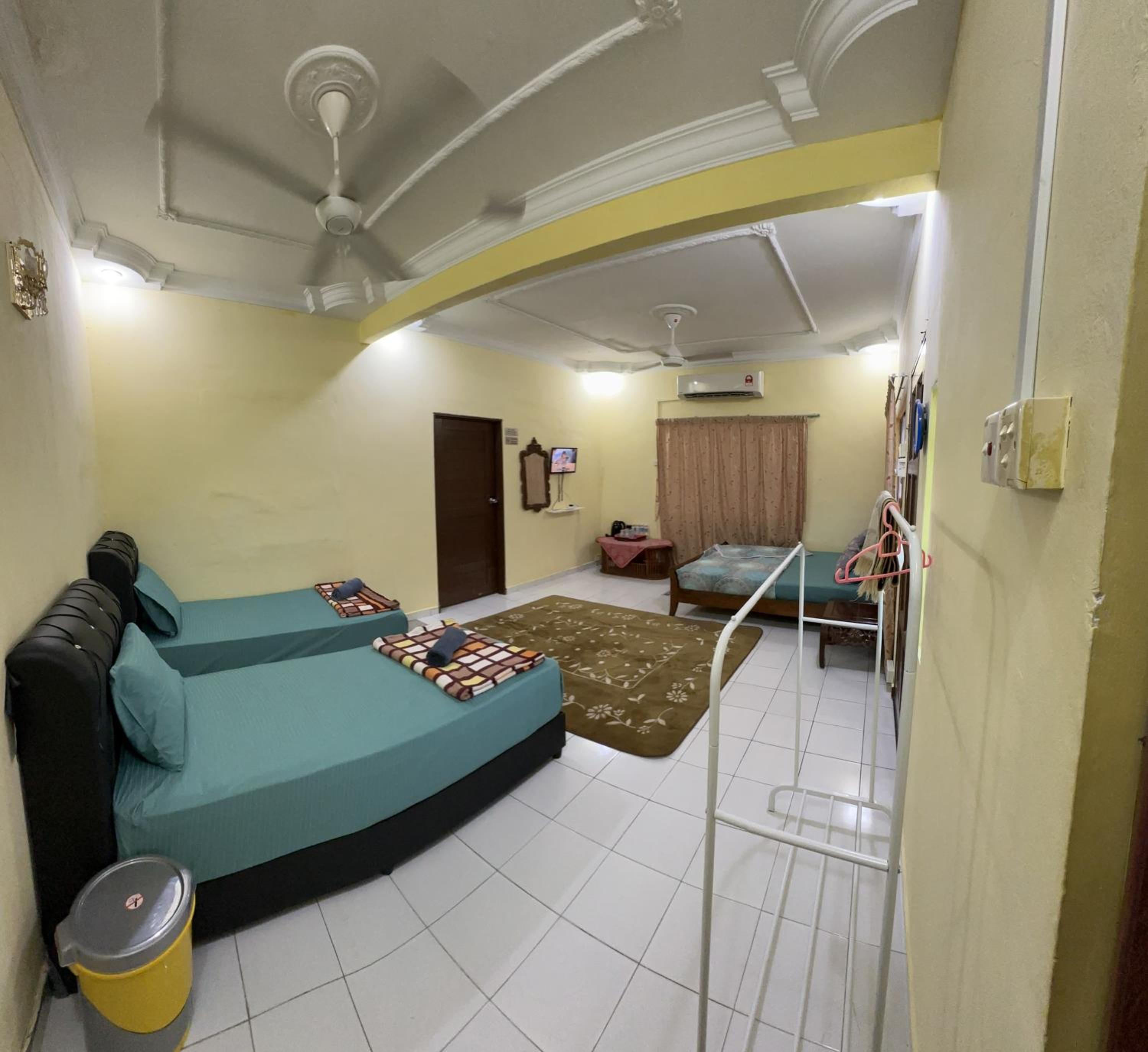 AllOfUs GuestRoom
